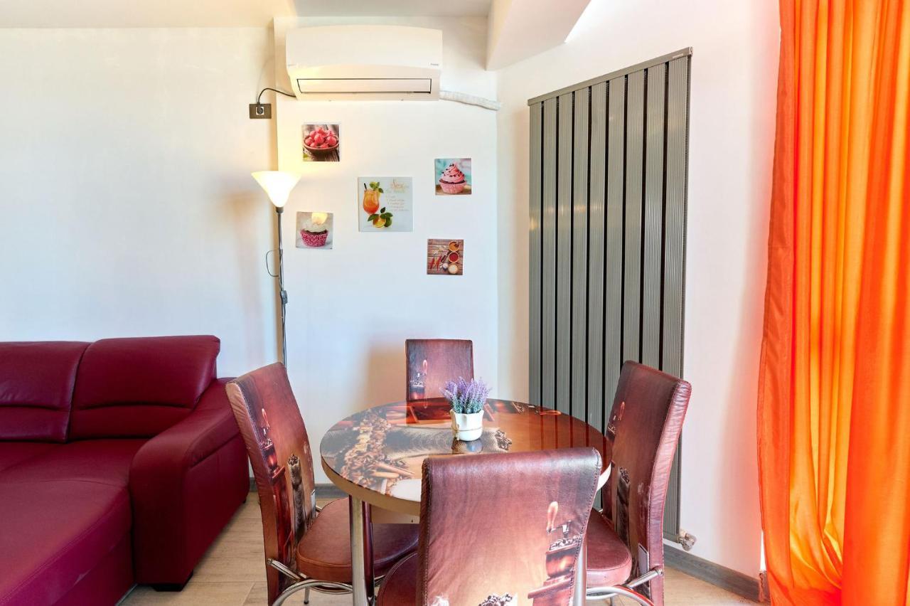 Glamour Red Apartment 22 In Spa Pool Resort Mamaja Zewnętrze zdjęcie